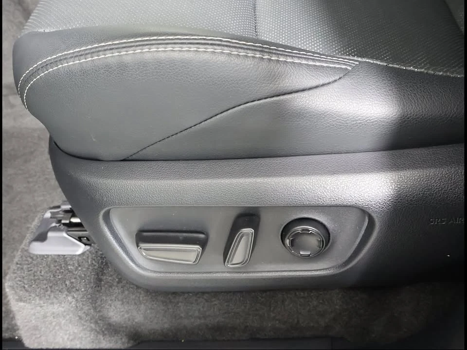 2026 Toyota 4Runner 6th Gen - Image 10 of 19