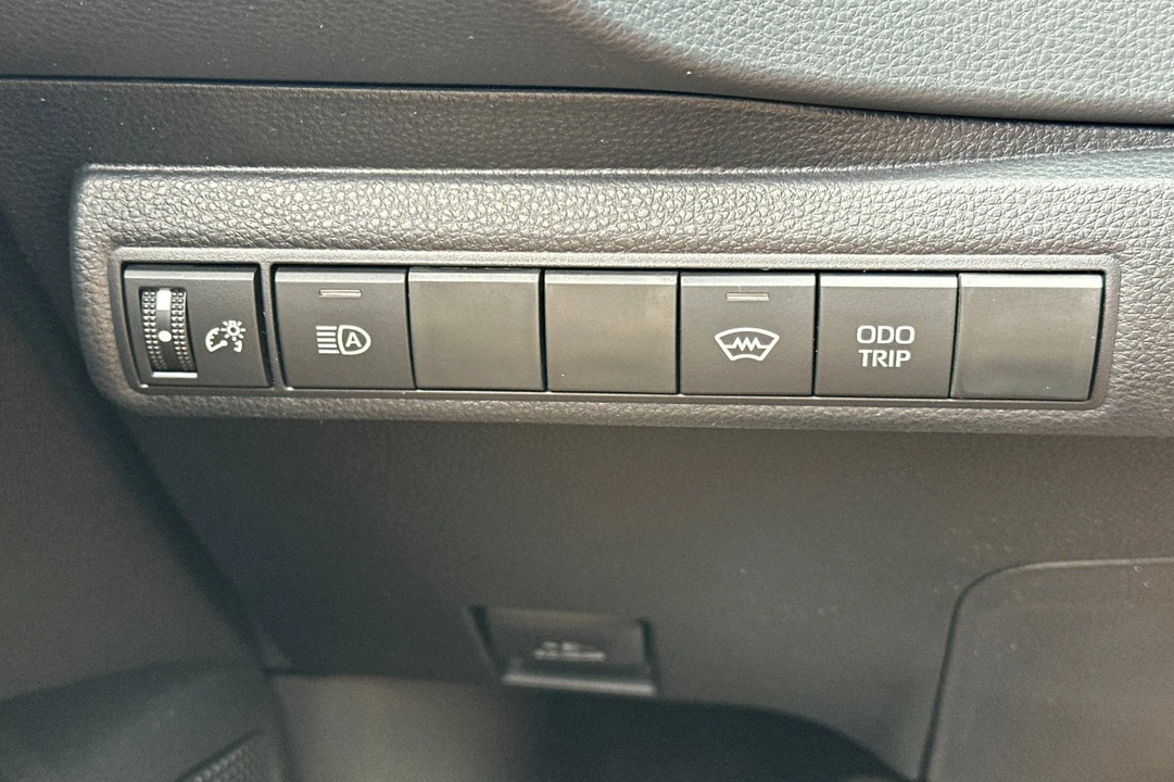 2026 Toyota GR Corolla 12th Gen - Image 27 of 31