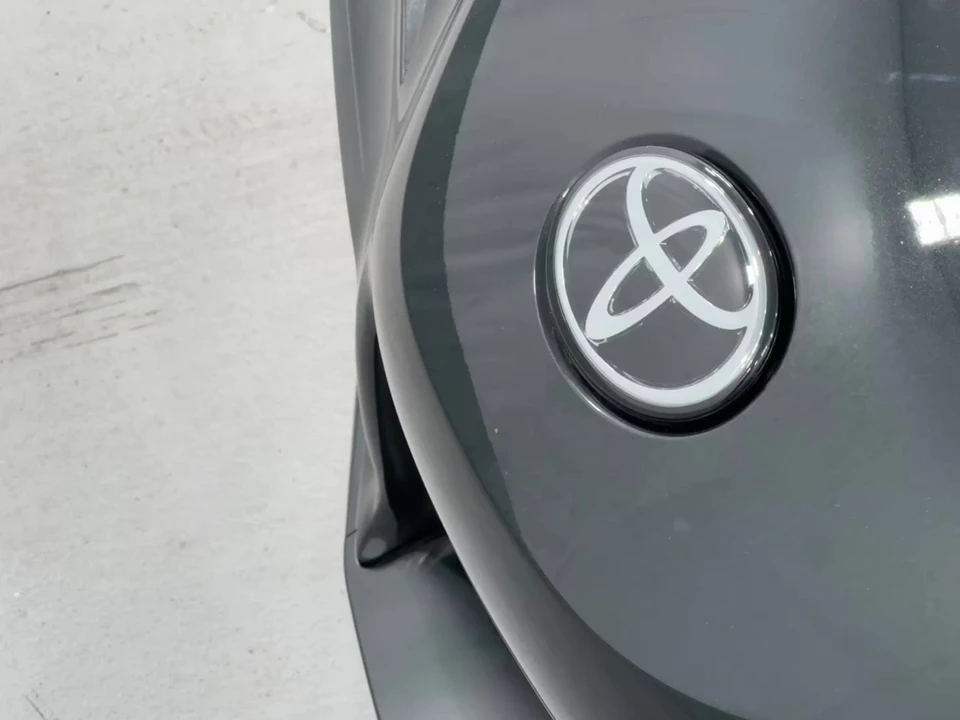 2026 Toyota GR Supra 5th Gen - Image 17 of 31