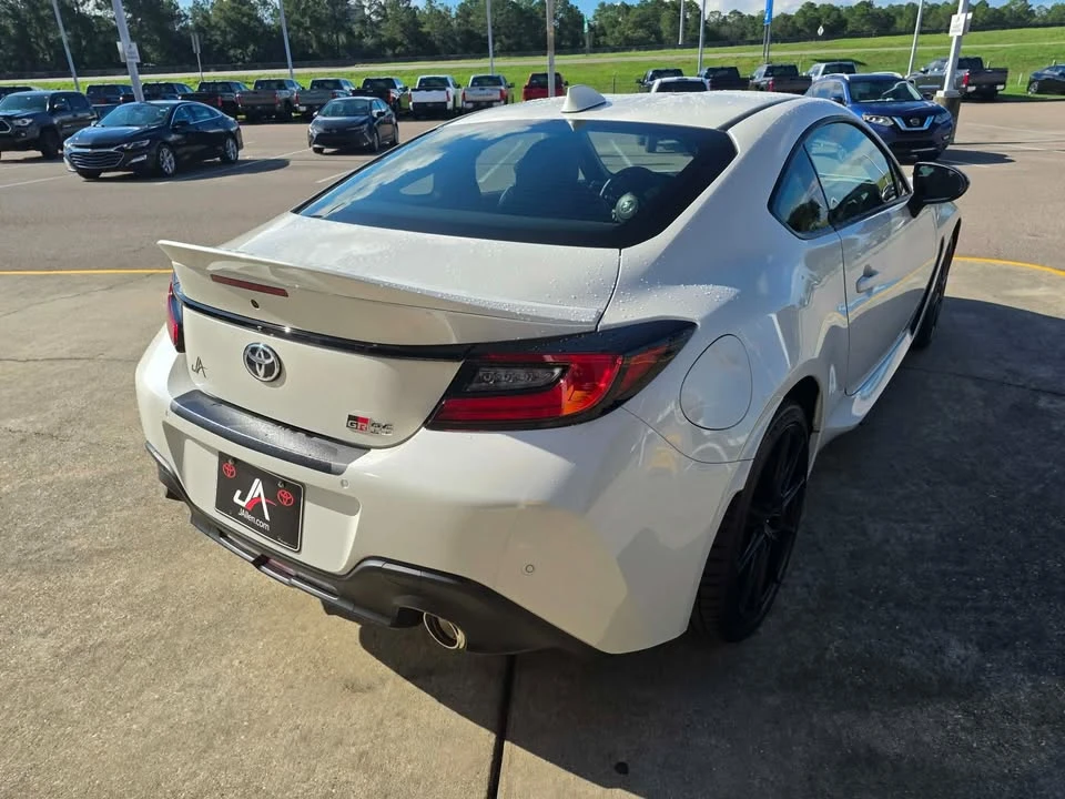 2026 Toyota GR86 2nd Gen - Image 6 of 12