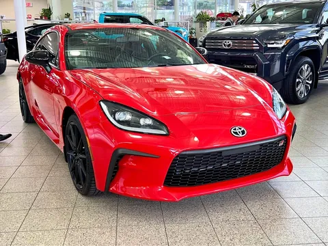 2026 Toyota GR86 Premium MT