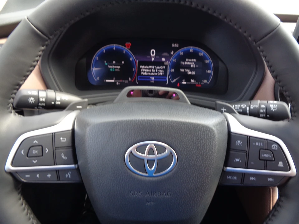 2026 Toyota Highlander - Image 31 of 31