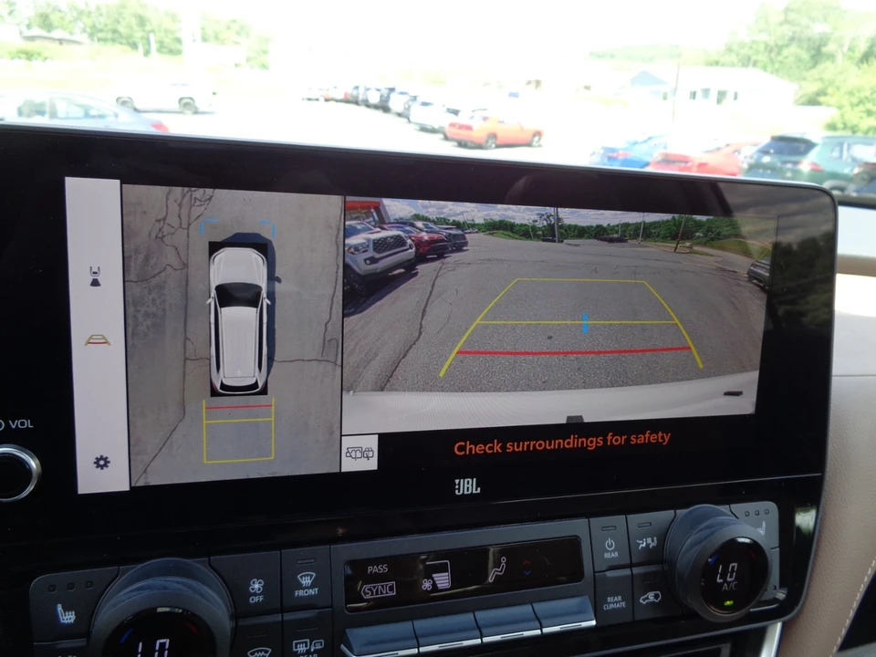 2026 Toyota Highlander - Image 31 of 31