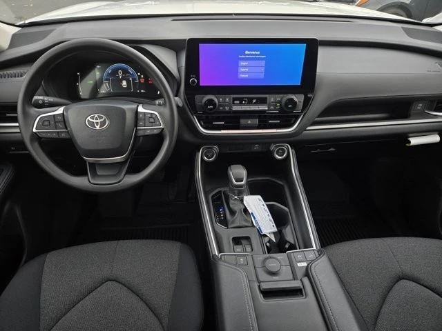 2026 Toyota Highlander - Image 9 of 12