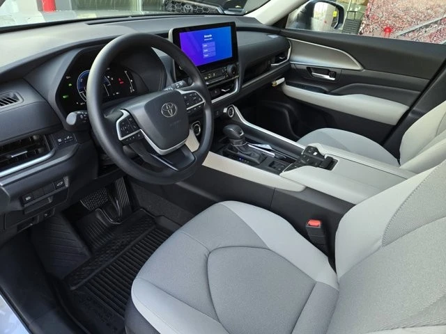 2026 Toyota Highlander - Image 6 of 11