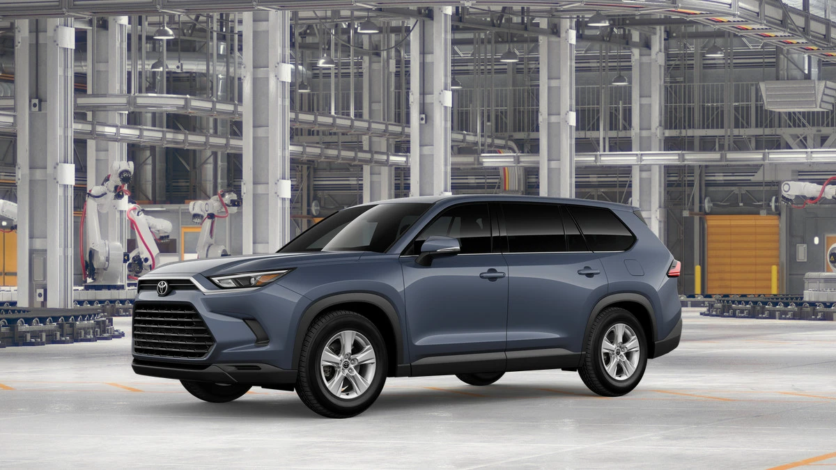2026 Toyota Highlander - Image 9 of 10
