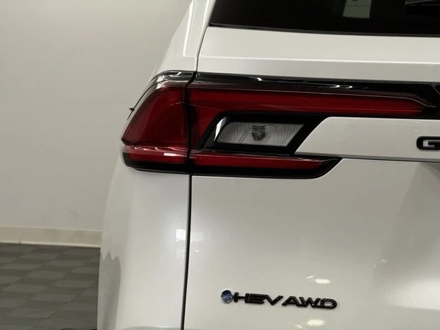 2026 Toyota Highlander - Image 9 of 12