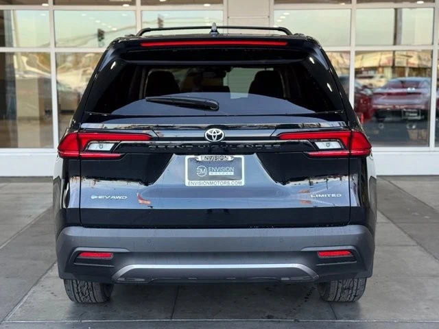 2026 Toyota Highlander - Image 10 of 12