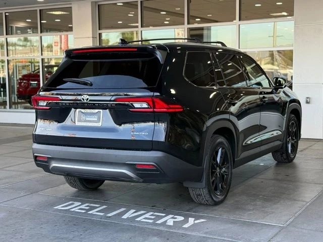 2026 Toyota Highlander - Image 11 of 12