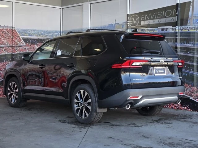 2026 Toyota Highlander - Image 5 of 12