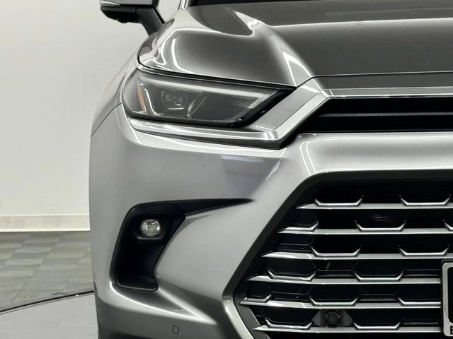 2026 Toyota Highlander - Image 7 of 12