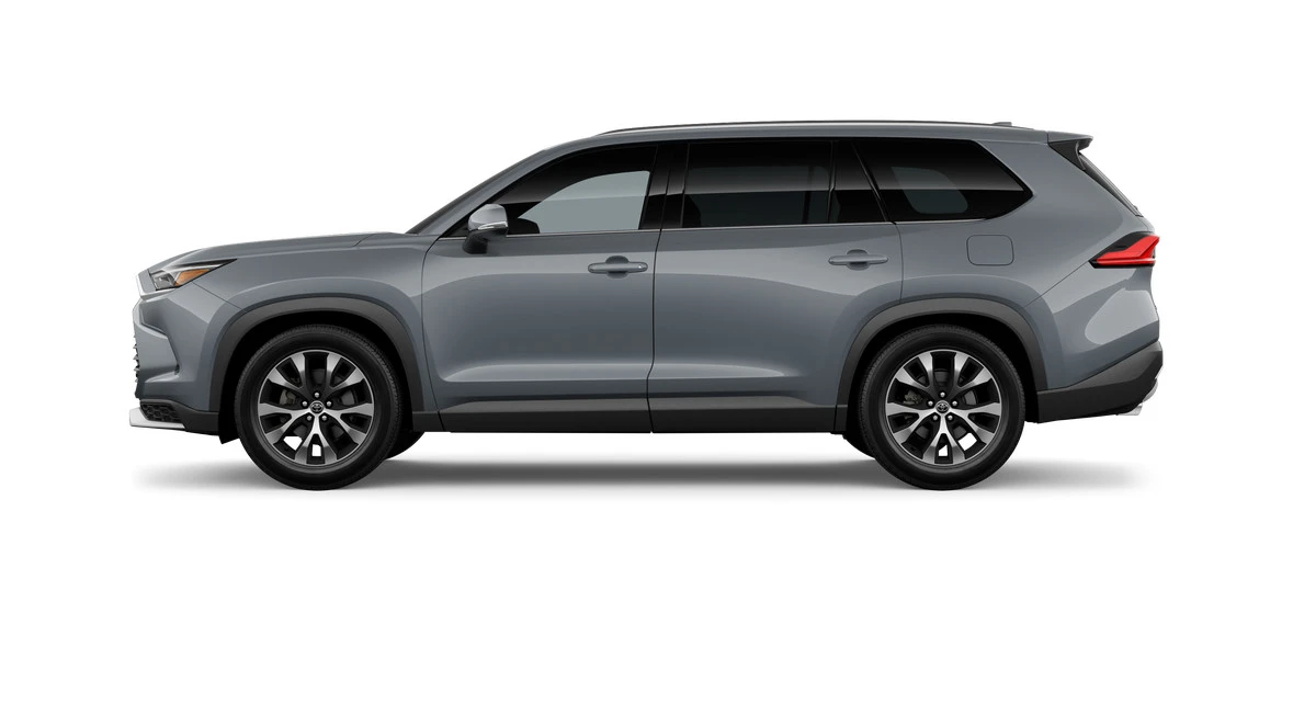 2026 Toyota Highlander - Image 3 of 8