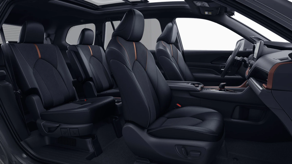 2026 Toyota Highlander - Image 10 of 10
