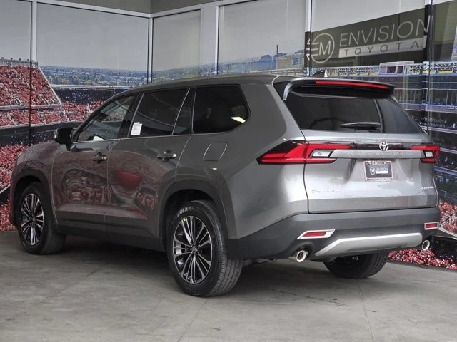2026 Toyota Highlander - Image 5 of 12