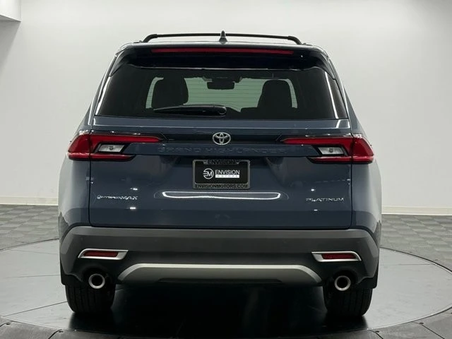 2026 Toyota Highlander - Image 8 of 12