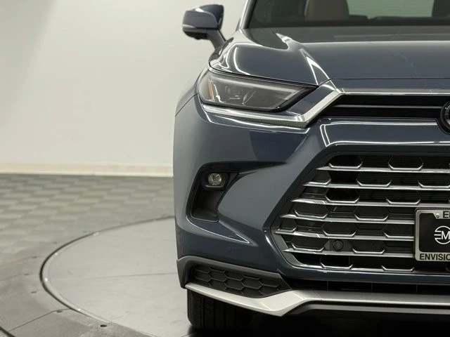 2026 Toyota Highlander - Image 4 of 12