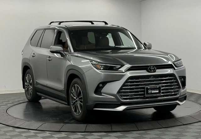 2026 Toyota Highlander - Image 5 of 12