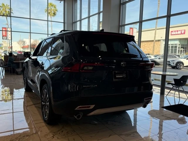 2026 Toyota Highlander - Image 11 of 12