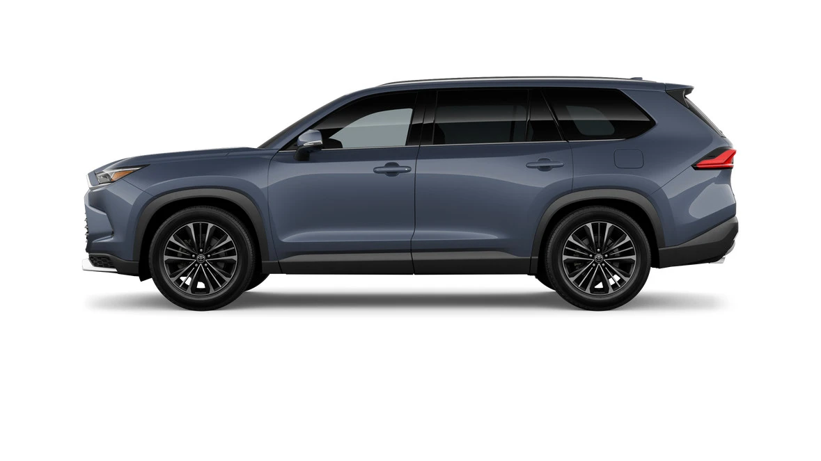 2026 Toyota Highlander - Image 3 of 8