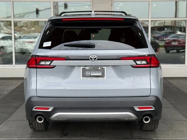 2026 Toyota Highlander - Image 10 of 12