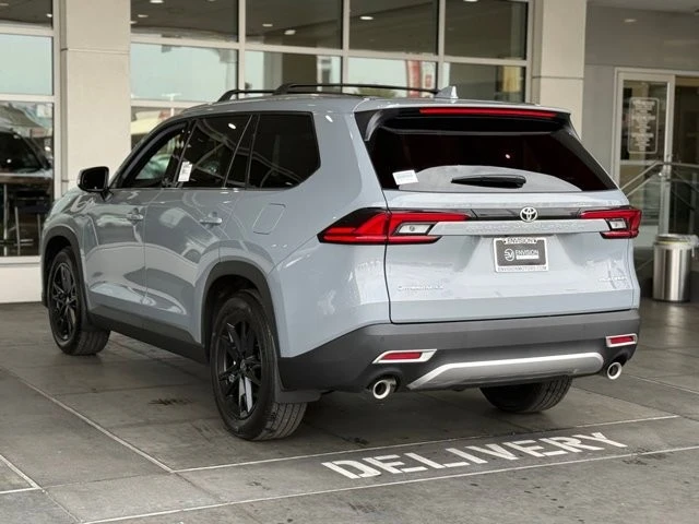2026 Toyota Highlander - Image 9 of 12