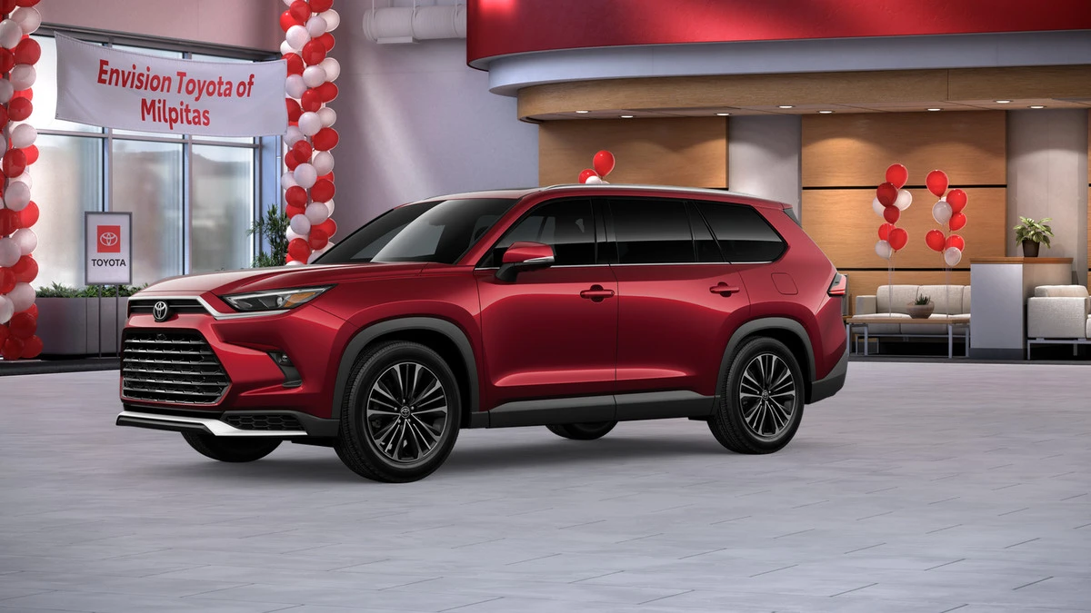 2026 Toyota Highlander - Image 10 of 10