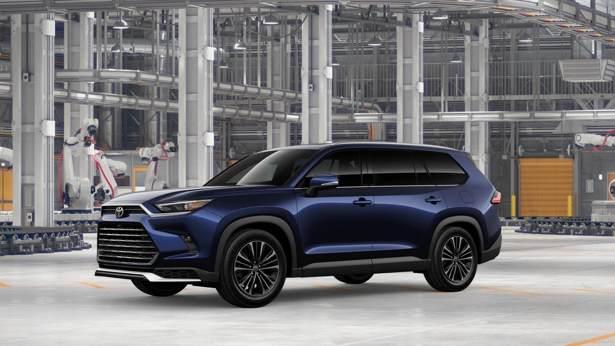 2026 Toyota Highlander - Image 10 of 10