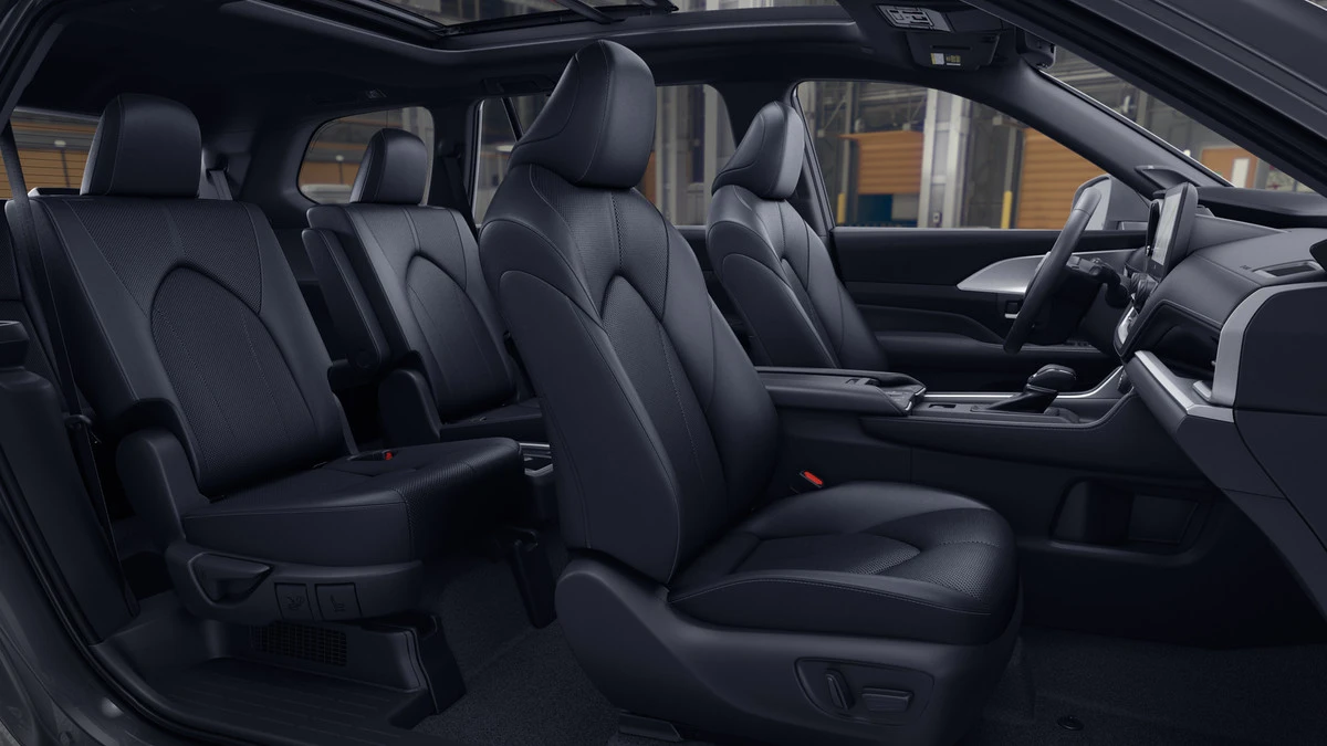 2026 Toyota Highlander - Image 10 of 10