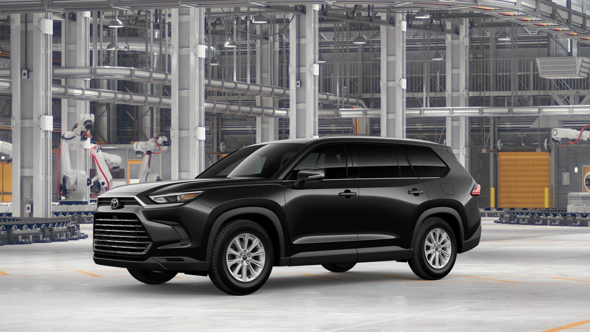 2026 Toyota Highlander - Image 9 of 10