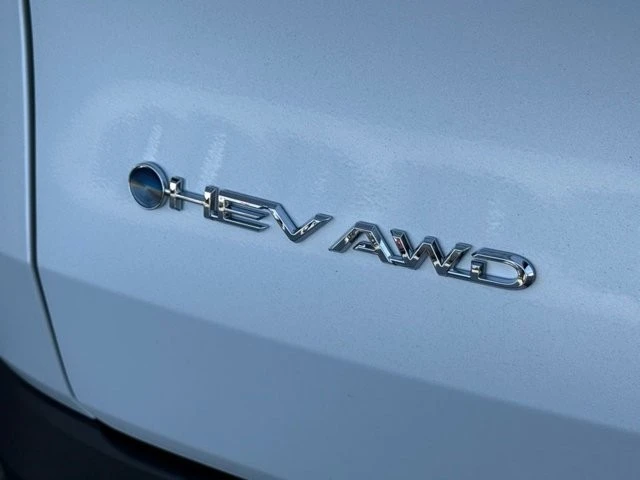 2026 Toyota Highlander - Image 12 of 12