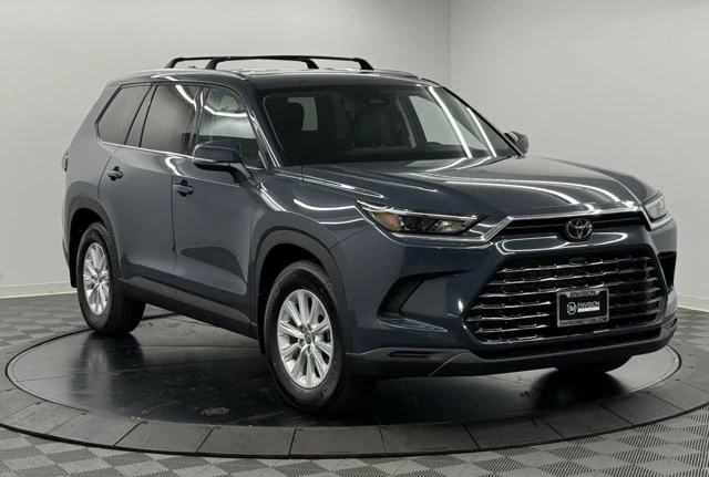 2026 Toyota Highlander - Image 5 of 12