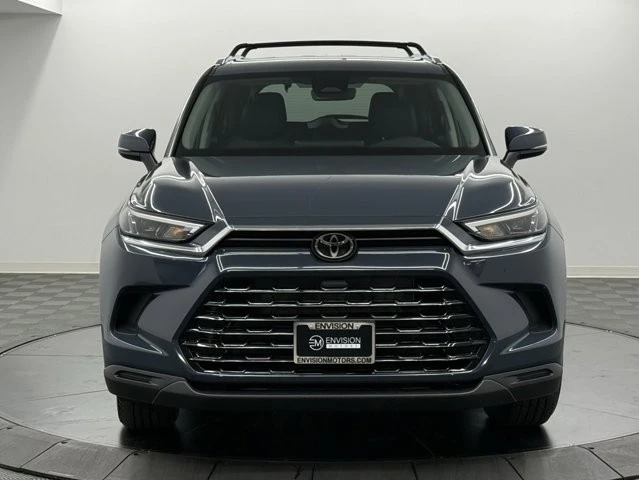 2026 Toyota Highlander - Image 3 of 12