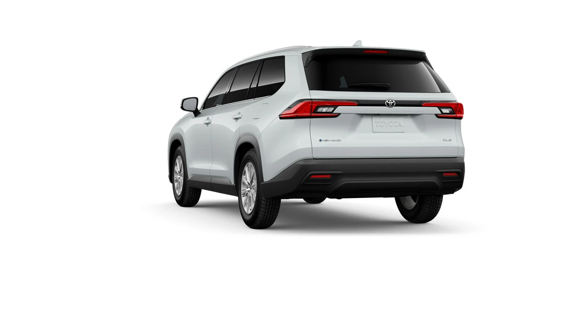 2026 Toyota Highlander - Image 4 of 8