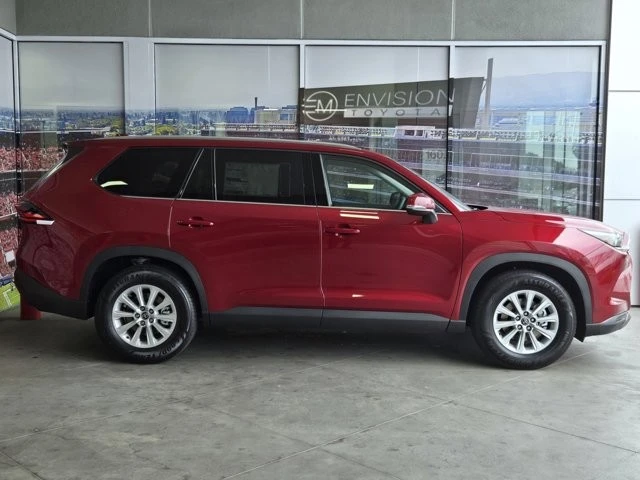 2026 Toyota Highlander - Image 3 of 12