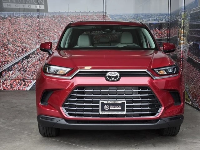 2026 Toyota Highlander - Image 2 of 12