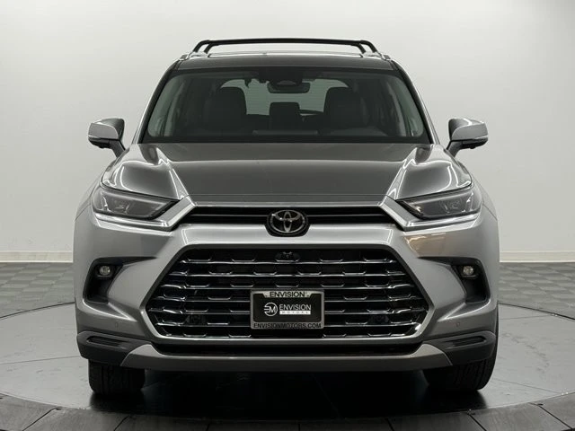 2026 Toyota Highlander - Image 3 of 12