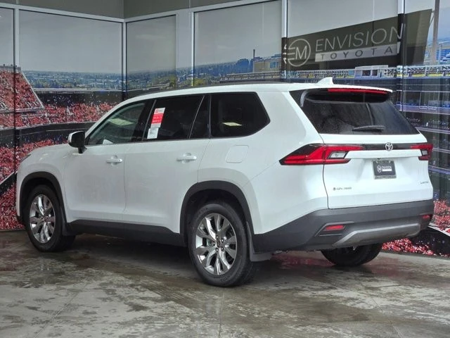 2026 Toyota Highlander - Image 6 of 28