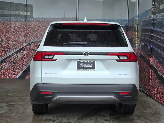 2026 Toyota Highlander - Image 7 of 28
