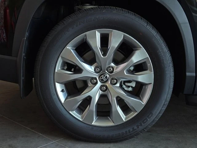 2026 Toyota Highlander - Image 4 of 21