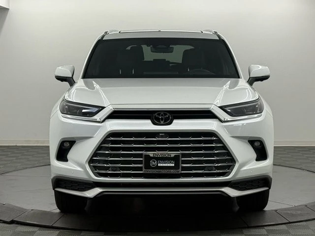 2026 Toyota Highlander - Image 3 of 12