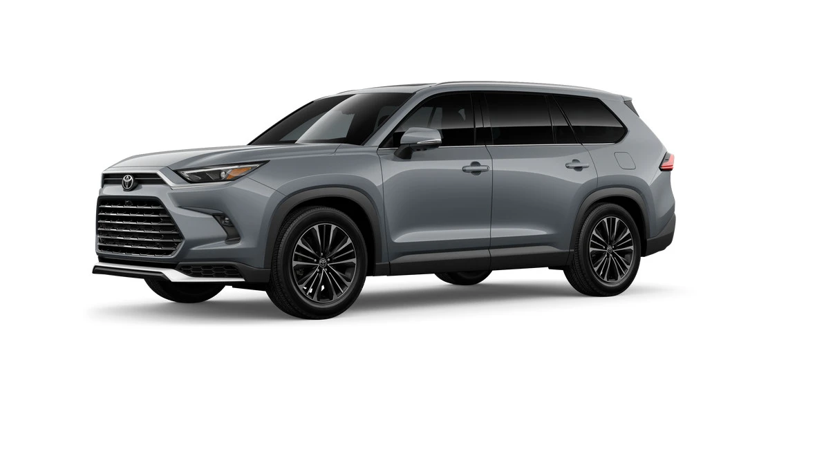 2026 Toyota Highlander - Image 2 of 10