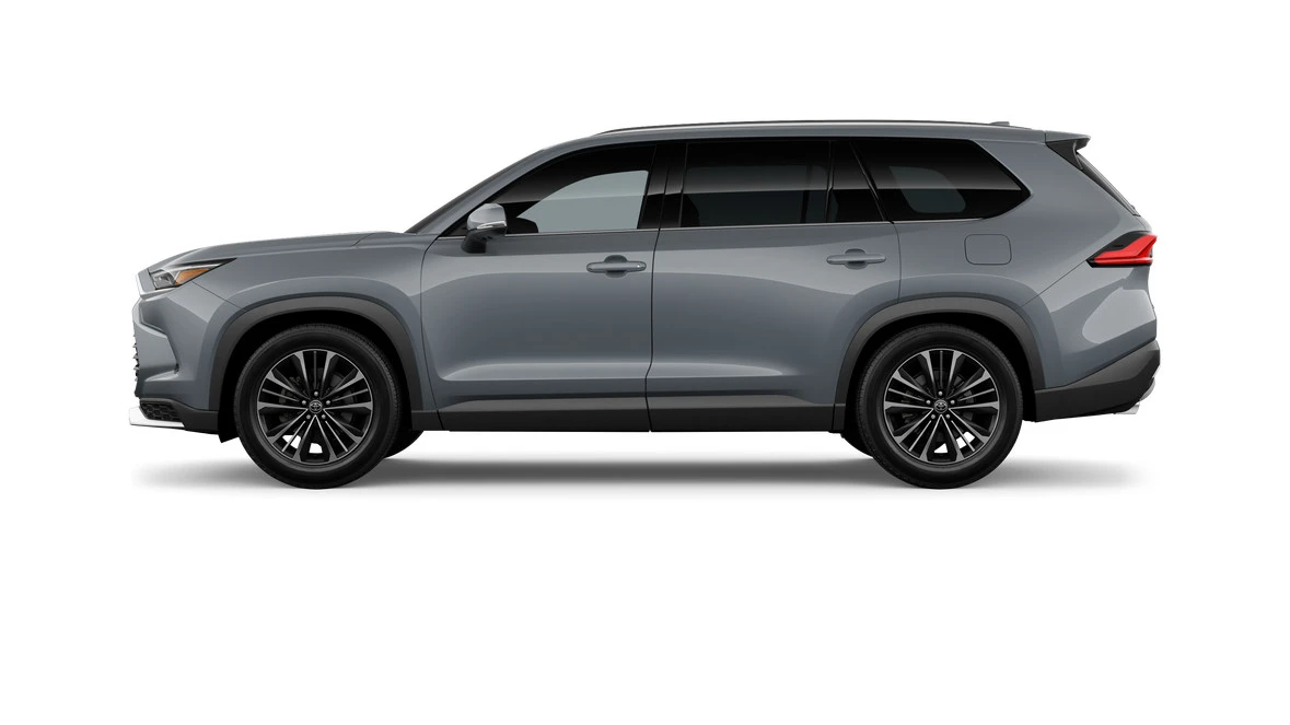 2026 Toyota Highlander - Image 3 of 10