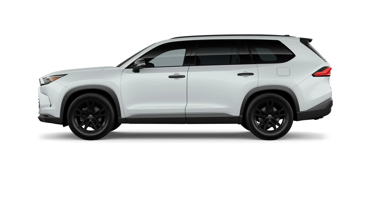 2026 Toyota Highlander - Image 3 of 10