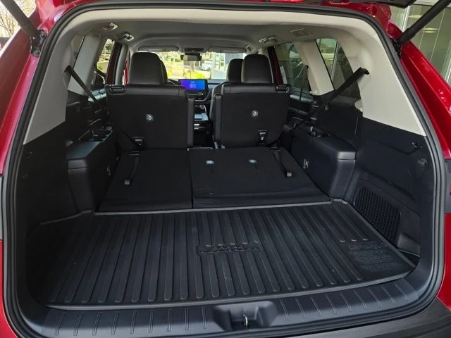 2026 Toyota Highlander - Image 24 of 26