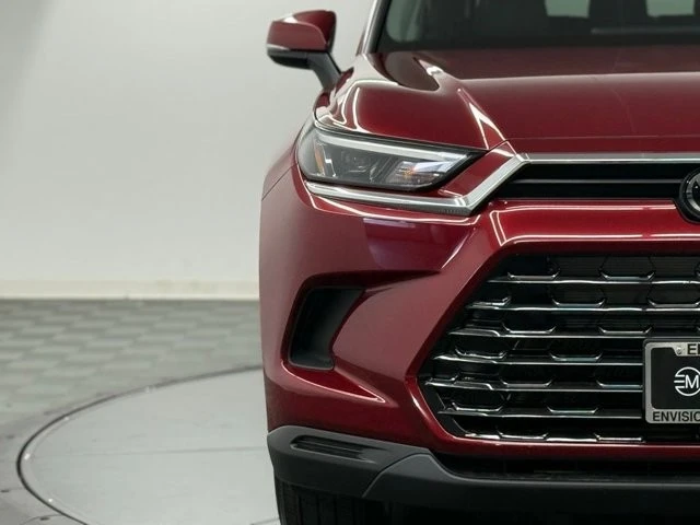 2026 Toyota Highlander - Image 4 of 12