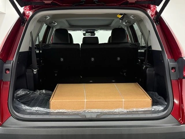 2026 Toyota Highlander - Image 11 of 12