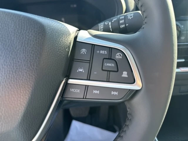 2026 Toyota Highlander - Image 9 of 14