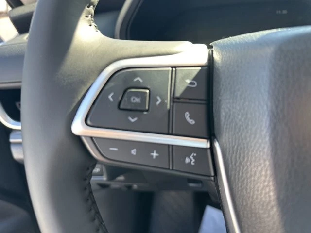 2026 Toyota Highlander - Image 8 of 14
