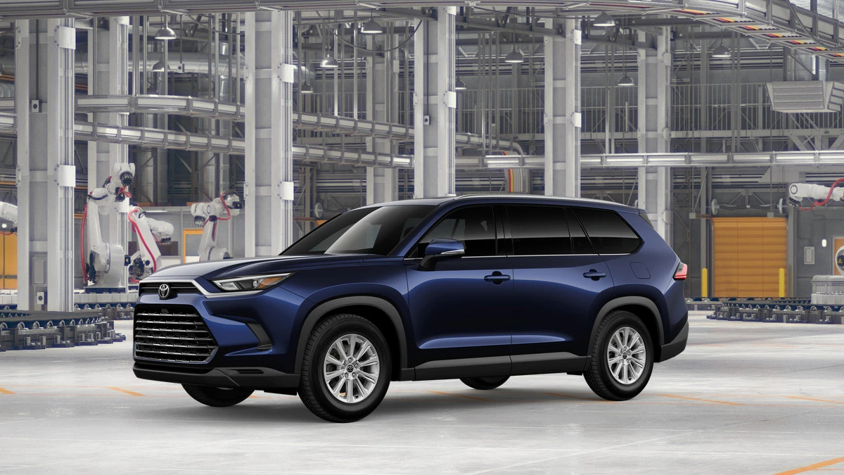 2026 Toyota Highlander - Image 10 of 10