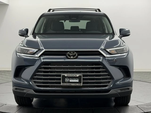 2026 Toyota Highlander - Image 5 of 12
